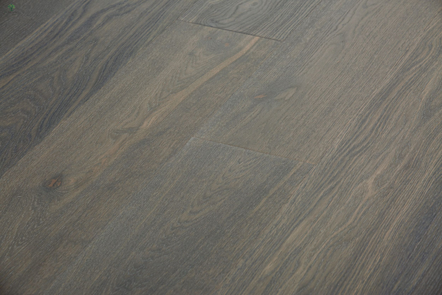 LWD-EB004 Reka Bentuk Baharu Kelabu Papan Lebar White Oak Lantai Kayu Kejuruteraan